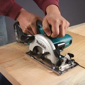 מסור עגול נטען MAKITA דגם DSS501Z מסור עגול נטען MAKITA דגם DSS501Z