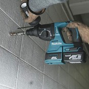 פטישון נטען MAKITA דגם DHR242Z