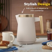 קומקום חשמלי RUSSEL HOBBS דגם 26751