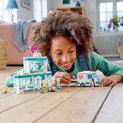 LEGO Friends 41394 Heartlake City Hospital 
