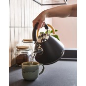 קומקום חשמלי MORPHY RICHARDS דגם 102047