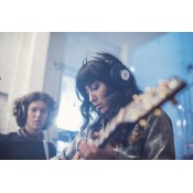 אוזניות חוטיות AKG דגם K72