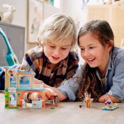 LEGO Friends 41446 Heartlake City Vet Clinic