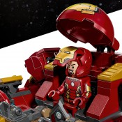 LEGO Marvel 76343 Epic Battle: Hulkbuster vs. The Hulk