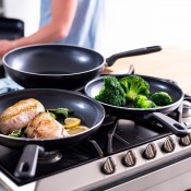 מחבת בישול GREENPAN בקוטר 20 ס"מ 