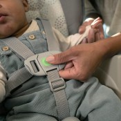 כיסא אוכל לתינוק 6 ב - 1 INGENUITY כיסא אוכל לתינוק 6 ב - 1 INGENUITY