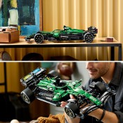 LEGO Technic 42240 Aston Martin Aramco AMR25 F1 Car