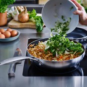 מחבת בישול ווק בקוטר 28 ס"מ GREENPAN 