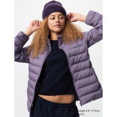 מעיל UNIQLO לנשים ללא כובע בצבע סגול