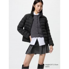 מעיל UNIQLO לנשים ללא כובע בצבע שחור