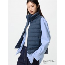 ווסט UNIQLO לנשים בצבע כחול