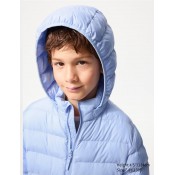 מעיל UNIQLO לילדים עם קפוצ'ון נשלף בצבע כחול נייבי מעיל UNIQLO לילדים עם קפוצ'ון נשלף בצבע כחול נייבי