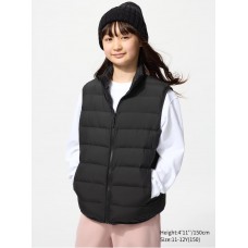 ווסט UNIQLO לילדים בצבע שחור