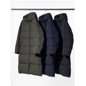 מעיל ארוך UNIQLO לנשים עם קפוצ'ון בצבע שחור