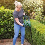 גוזם גדר חי לגינה אלחוטי BOSCH דגם GREEN EASYHEDGECUT 18-45