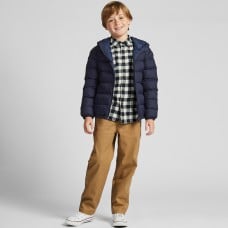 מעיל Uniqlo בצבע נייבי לילדים עם כובע