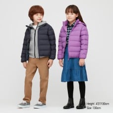 מעיל Uniqlo בצבע סגול לילדות עם כובע נשלף